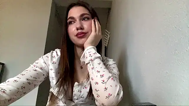 LucreciaBehling webcam
