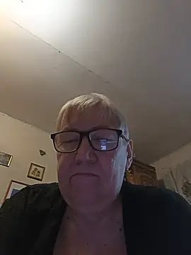 Molli1408 live cam preview