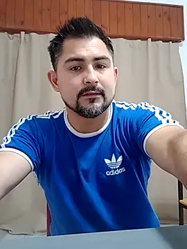 Bradd_32 live cam preview