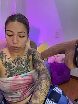 _antonella_dreamss webcam