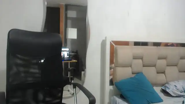 isabella_bigass webcam