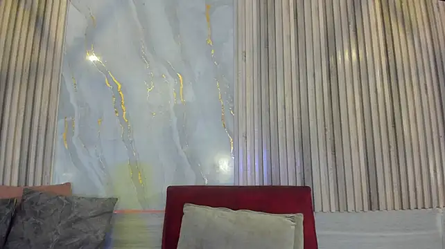 BriannaChelsea webcam