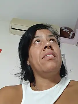 Molly_newman6 live cam on StripChat