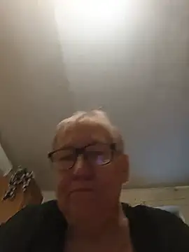 Molli1408 live cam preview