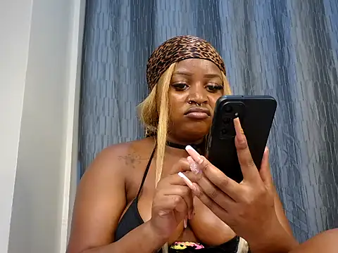 Sexybrii_ webcam