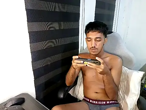 Rowy_Cam webcam
