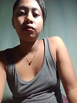 UrSweetAsianLady_02 webcam