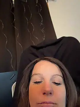 Royal9123 webcam