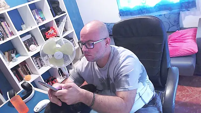 ravingr4d4