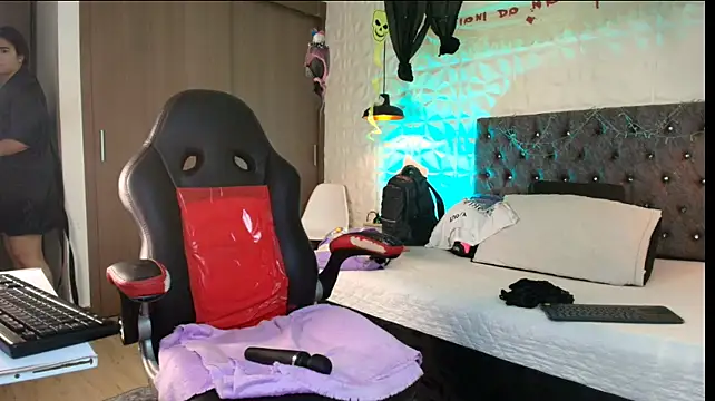angel_hardy_dl live cam preview