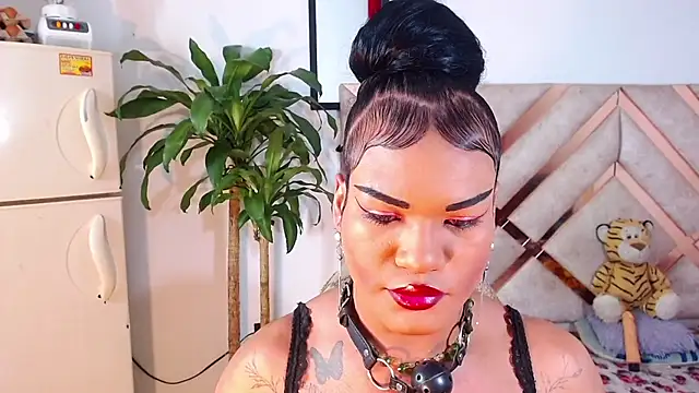 DOLL_PARTY_BIGCOCK webcam