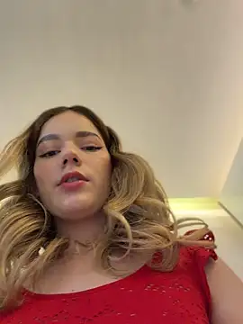 NicoleCut webcam