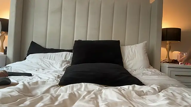EmmyAmour webcam