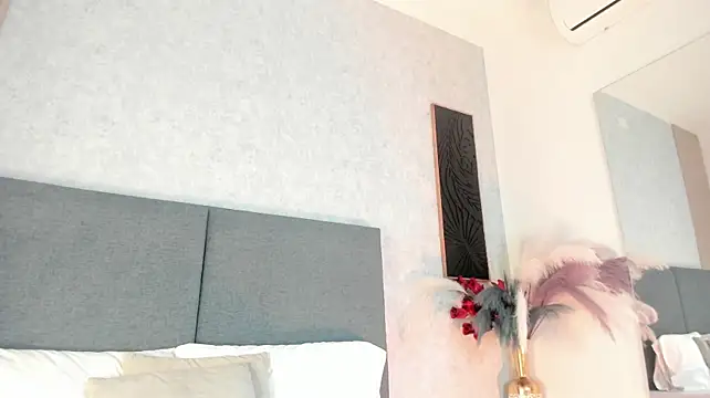 Roxxyfiore webcam