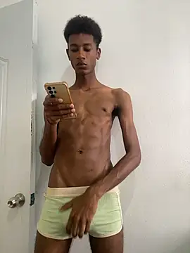 badboy_00s (M young) - naked