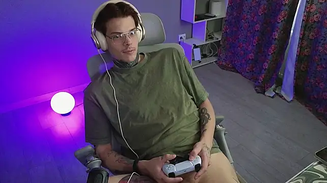 DENIS_HERE