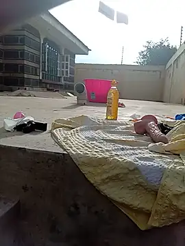 Petite_Nana webcam