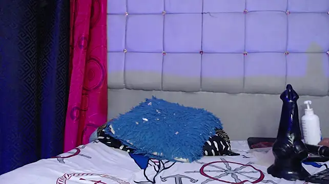 charlotte_brawn webcam