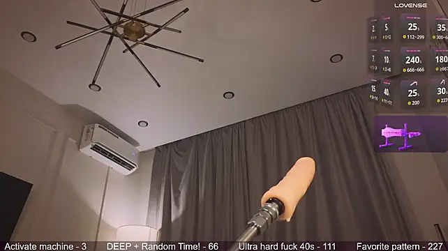 Juicy_Vikki live cam preview