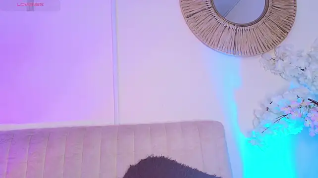 AliiceWonderland_ webcam