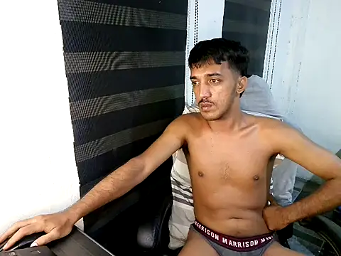 rowy_cam (M young) - Cum
