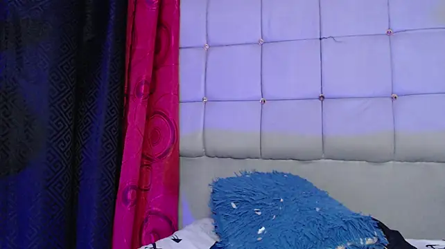 charlotte_brawn webcam