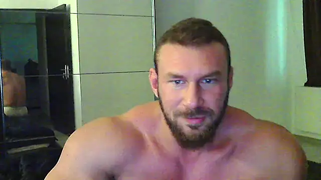 muscularkevin webcam