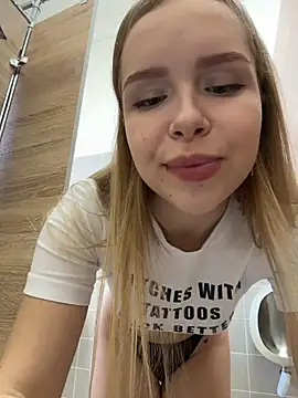 Liza_risky webcam