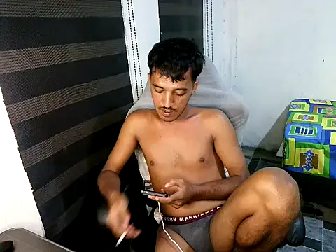 Rowy_Cam webcam