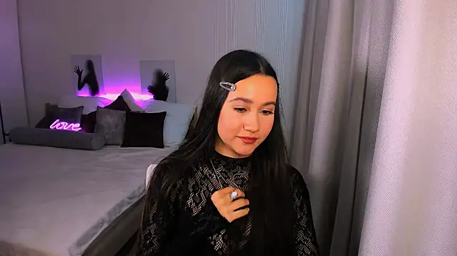 GabrielleEvy webcam