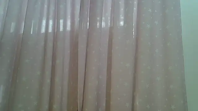 SkinnyKitten webcam
