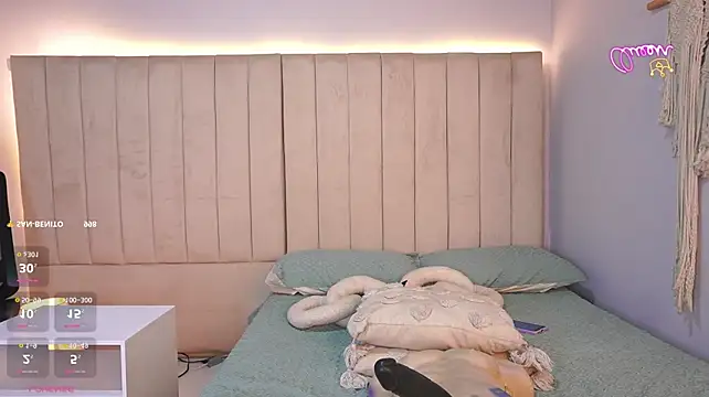 Ashley_Beaomunt live sex cam