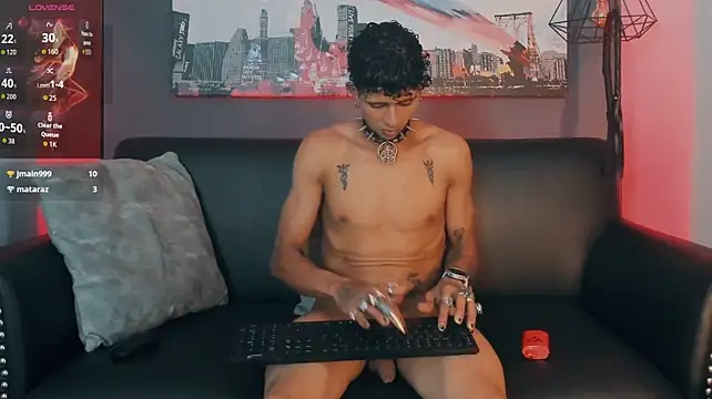 Maximoking26 webcam