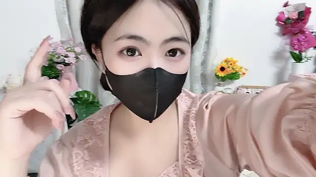 MIJ-Uwuu webcam