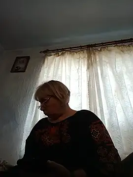 Elena_Beautiful784 webcam