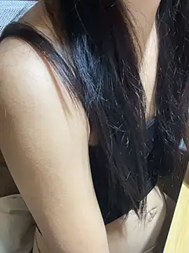 Mina048 webcam