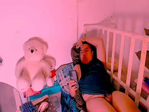 hardking_69 (M young) - PLEASE HELP ME CUM I'M SO HORNY