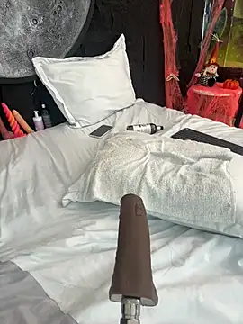 JessiBannkss live cam on StripChat