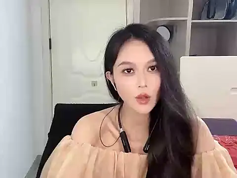 yiyi-uu