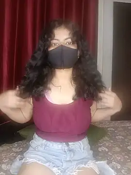 Shreyashram77 live cam on StripChat
