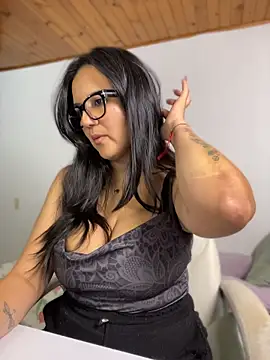SWEETLILY18 live cam preview