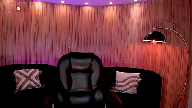 sophielafont (F young) - 😍Suck Fingers💋