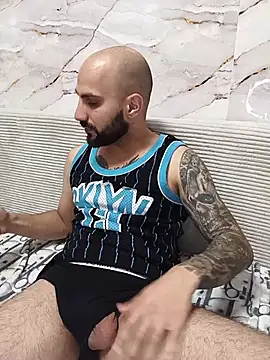 lorenzocapone69 (M young) - Show tattoo ,outfit change ,fantasies