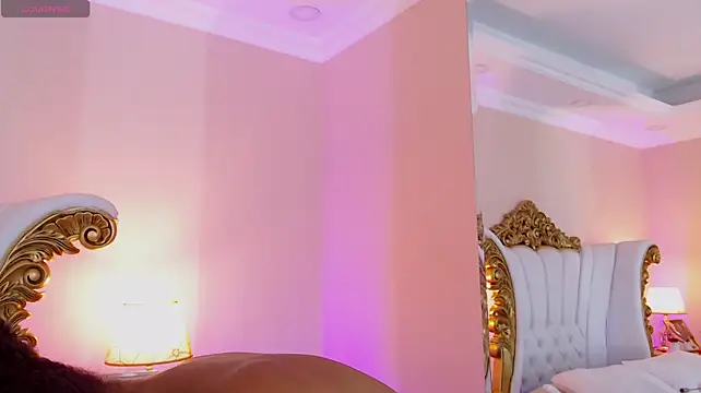 KylieDecks webcam