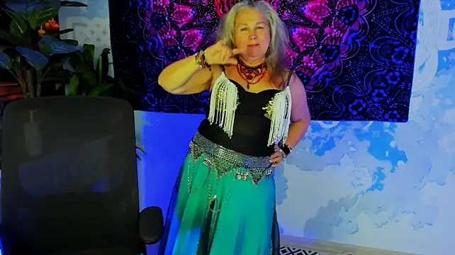 LilaMaharani live cam preview