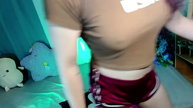 baby_kiraxx webcam