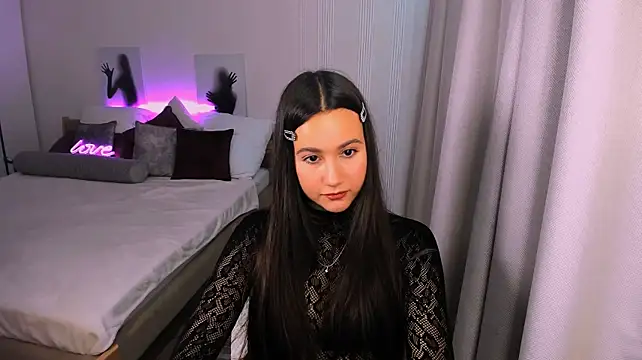 GabrielleEvy live cam on StripChat