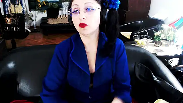 Imperatriza live cam on StripChat