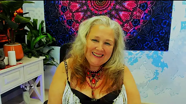 LilaMaharani live cam preview