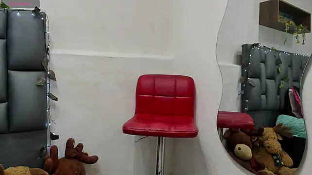Isabella_18 webcam
